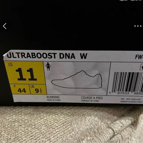 Adidas Ultraboost DNA Triple White - Picture 2 of 6